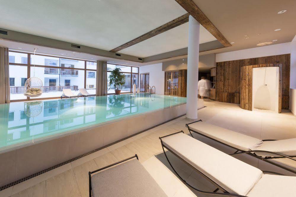 Hotel Cristallo ซอลดา ภายนอก รูปภาพ